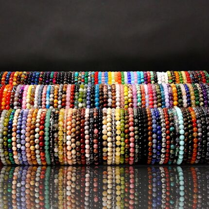 Ensemble de 50 (1,28€ unité) Bracelets en Pierre Mélange de toutes les couleurs - Mélange environ 30 Couleurs différentes